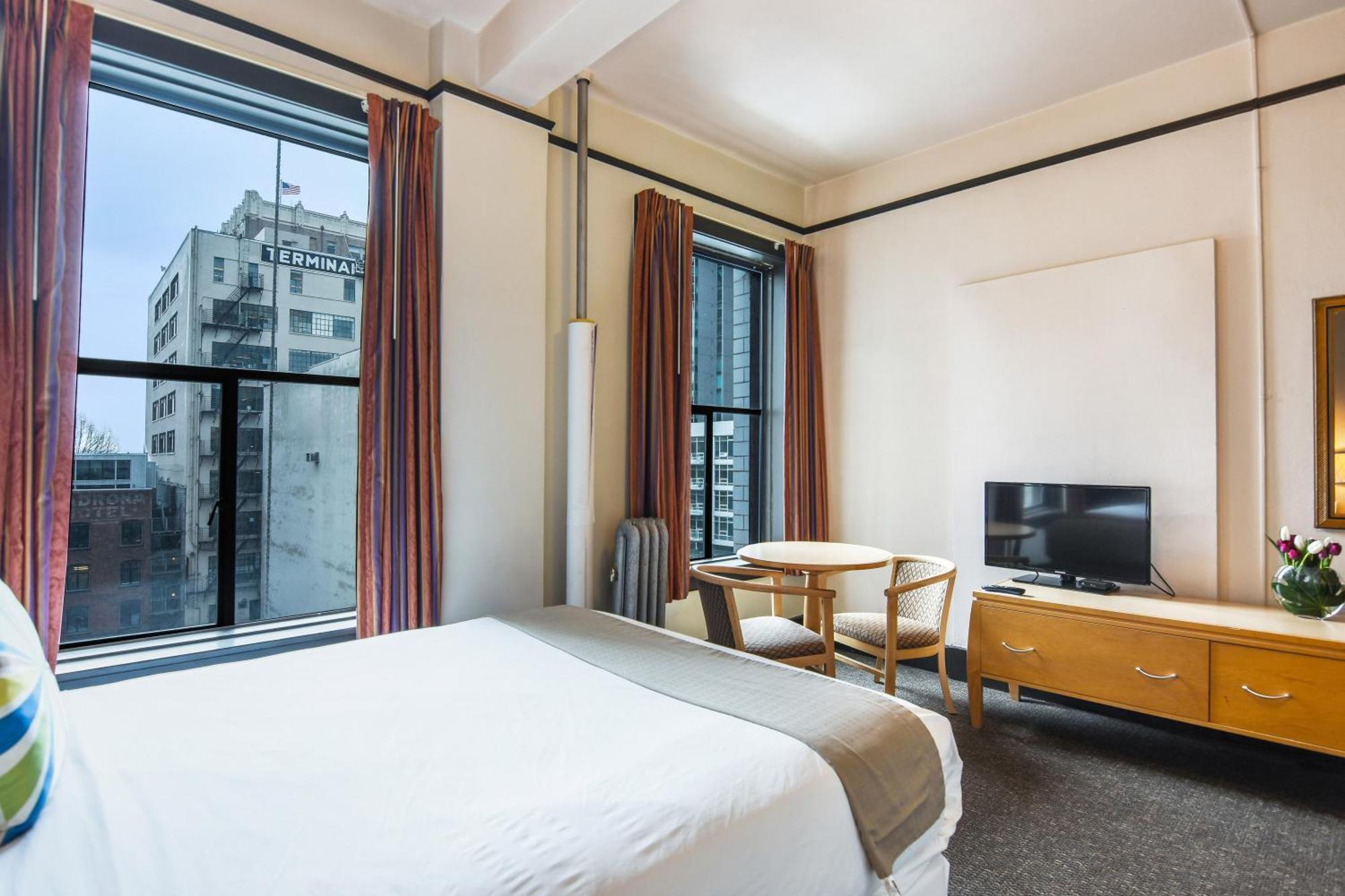 Moore Hotel Сиэтл Экстерьер фото