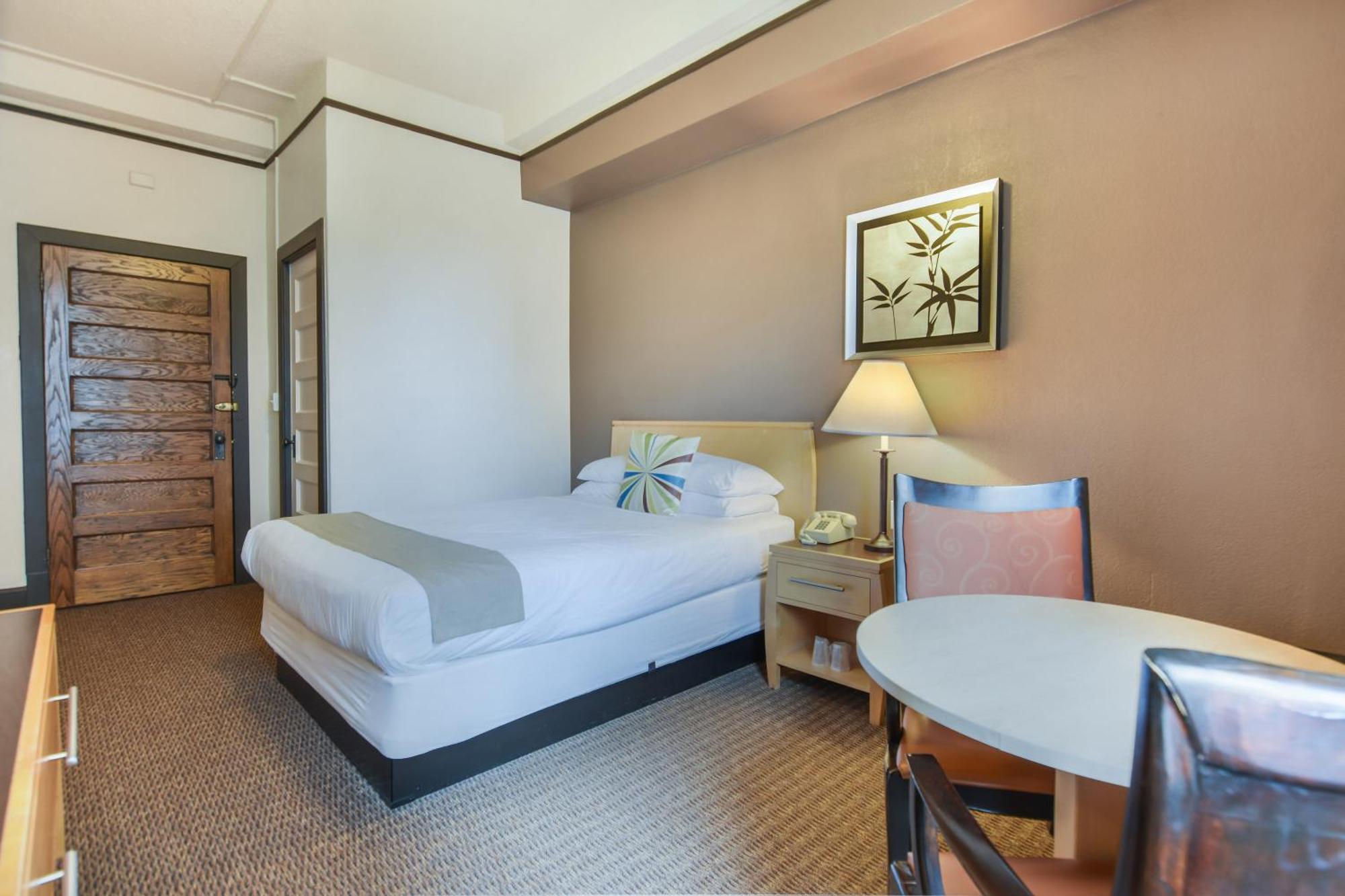 Moore Hotel Сиэтл Экстерьер фото