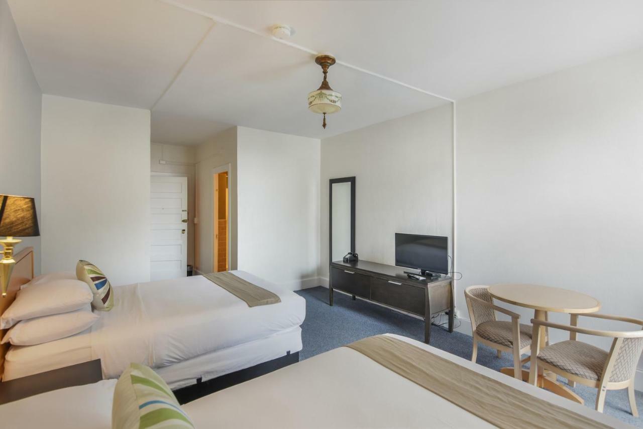 Moore Hotel Сиэтл Экстерьер фото