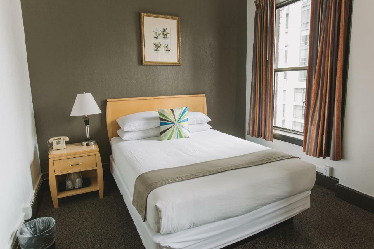 Moore Hotel Сиэтл Экстерьер фото