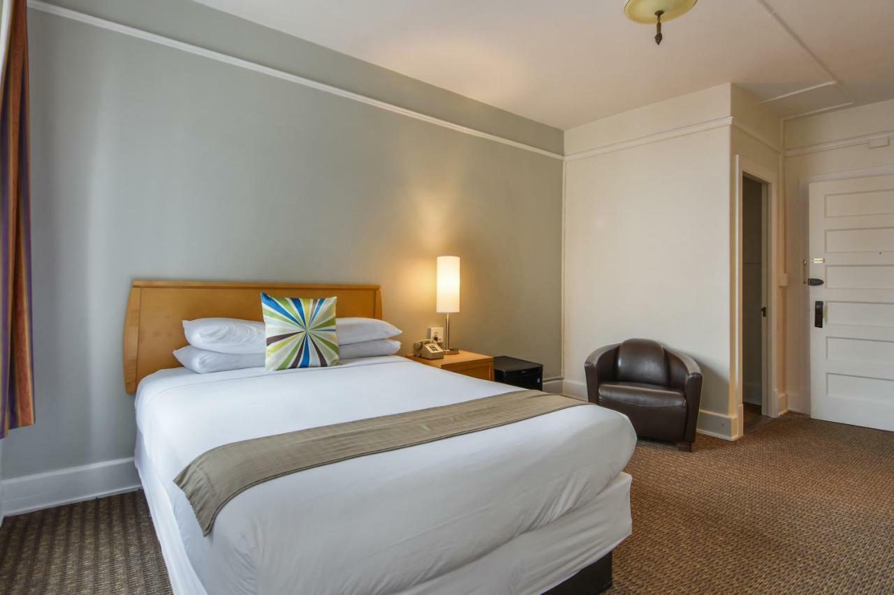 Moore Hotel Сиэтл Экстерьер фото