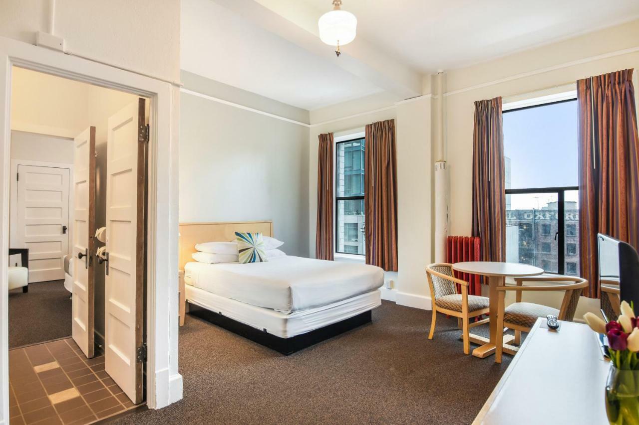 Moore Hotel Сиэтл Экстерьер фото